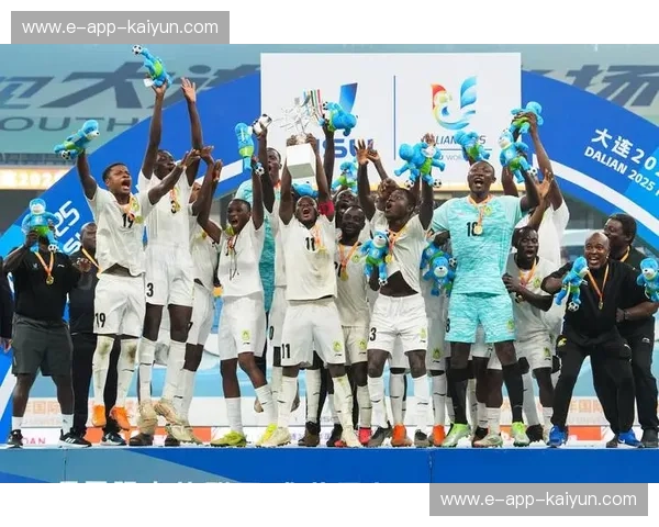 柏林之夜：桑巴旋风与非洲雄狮的史诗对决，2006世界杯巴西vs加纳